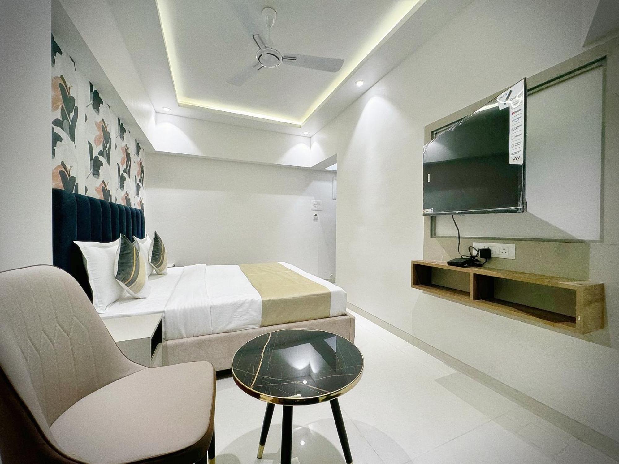 The Orion Premium Suites Мумбаї Екстер'єр фото
